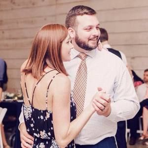 Meet your Posher, Leslie